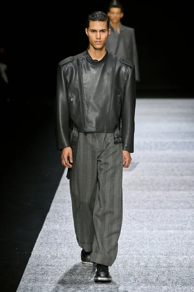 Look 74